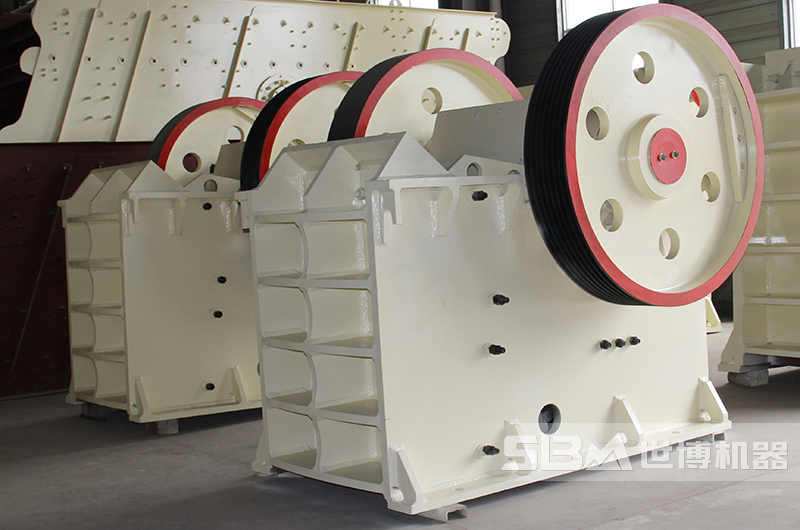 PE1500x1800顎式破碎機(jī)