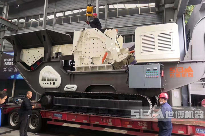 履帶式反擊移動破碎機(jī)