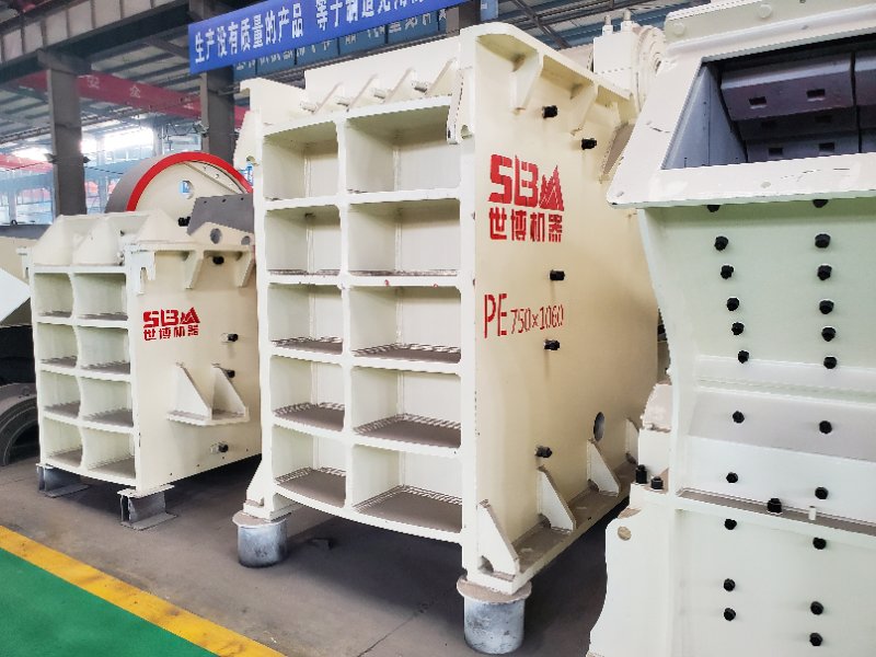 750破碎機(jī)，750鄂破機(jī)