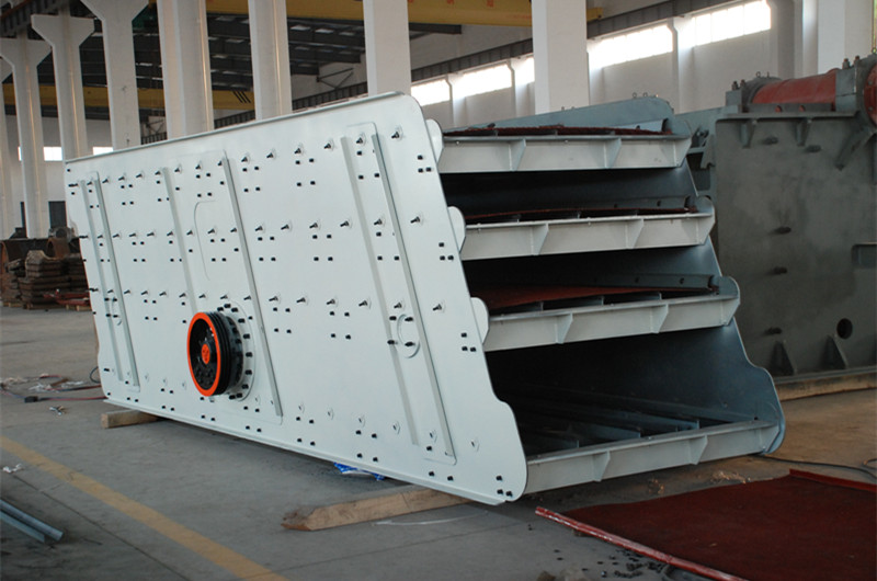 四層振動篩，四層篩網(wǎng)，出五種料以上