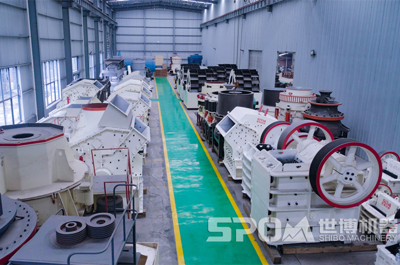 河南鄭州世博破碎機(jī)廠家生產(chǎn)車間