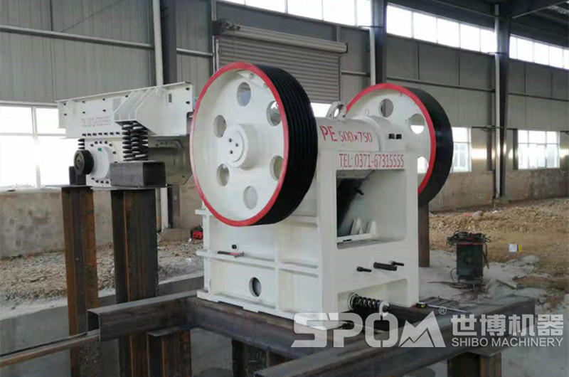 顎式破碎機(jī)，粗碎石頭破碎機(jī)