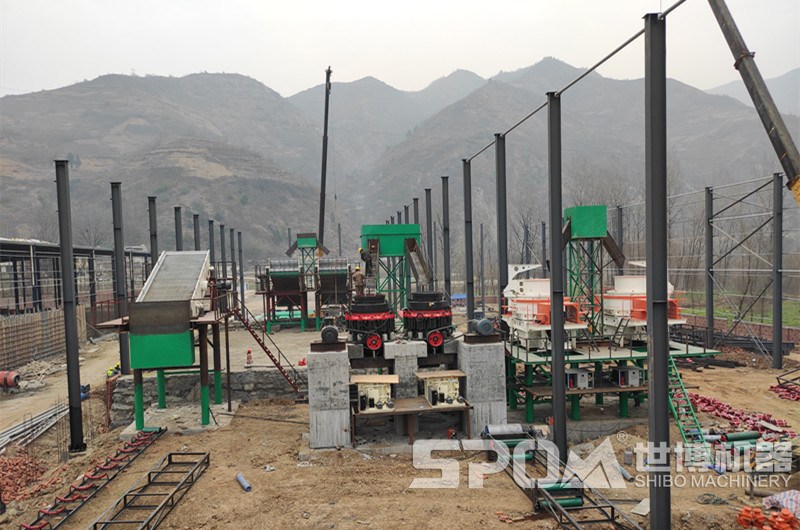 大型碎石生產(chǎn)線現(xiàn)場圖