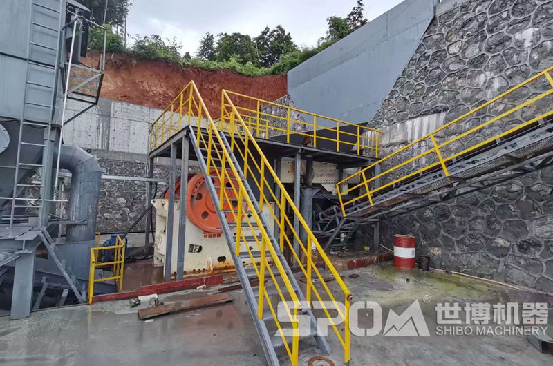 鵝卵石粗碎破碎機(jī) 顎式破碎機(jī)