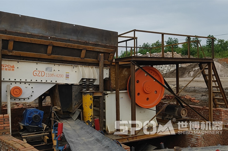 粗碎破碎機(jī)現(xiàn)場圖